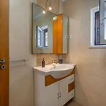 Villa Ancora - Nex To The - Parking - Swimming Pool - By Bedzy